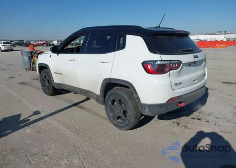 2023 Jeep Compass Trailhawk 4X4 z USA, uszkodzony, nr VIN 3C4NJDDNXPT522745